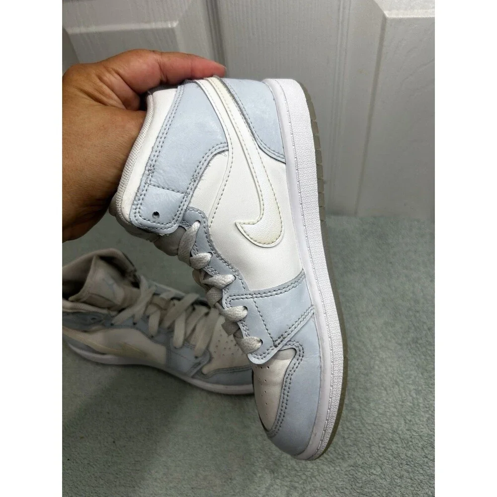 Nike Air Jordan 1 Mid GS White Ice Blue DQ9118-400 Youth Size 3Y Sneakers